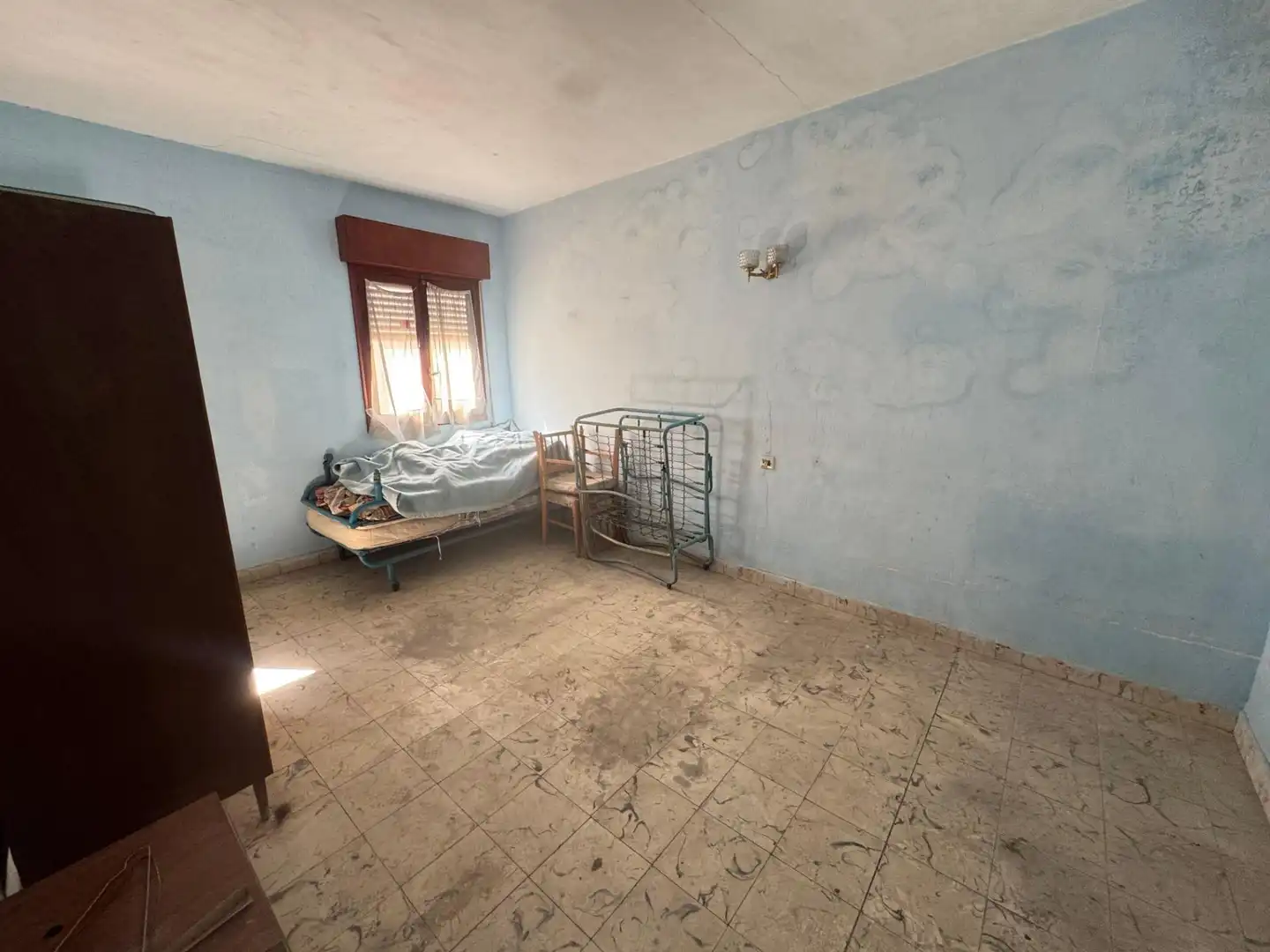 Bedroom of Buildings for sale in Benidorm