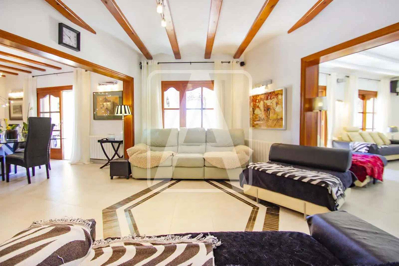 Sala d'estar de Finca rústica en venda en Calpe / Calp amb Aire condicionat, Calefacció i Jardí privat
