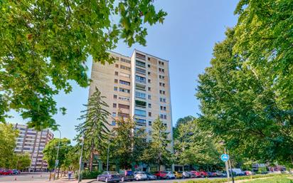 Exterior view of Flat for sale in  Pamplona / Iruña  with Terrace and Balcony