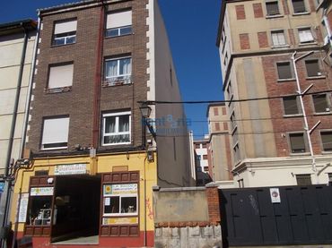 Local comercial en venda a Casco Antiguo