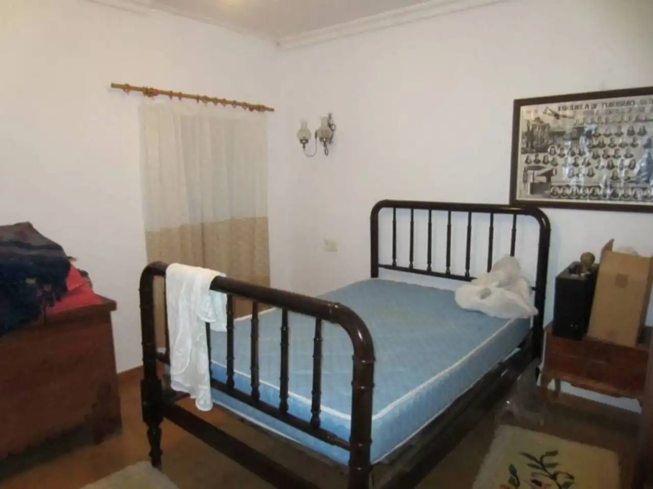 Dormitori de Casa o xalet en venda en Fuentes de Oñoro amb Terrassa i Moblat