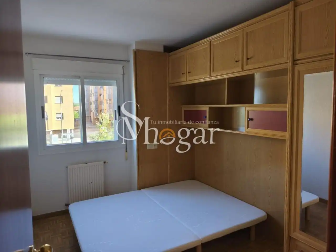 Habitación de Dúplex en venta en Toledo con Calefacción, Trastero y Piscina