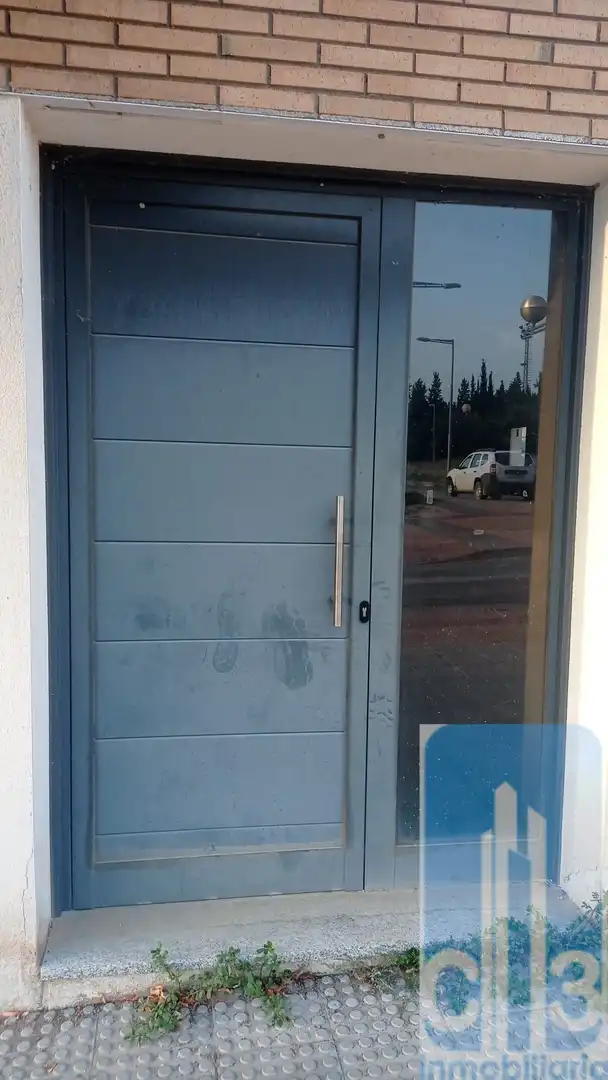 Local comercial en venda a Monzón, imagen 8