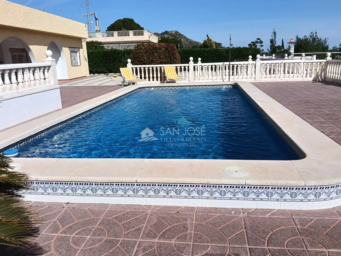 Piscina de Casa o chalet en venta en Aspe con Aire acondicionado, Calefacción y Jardín privado