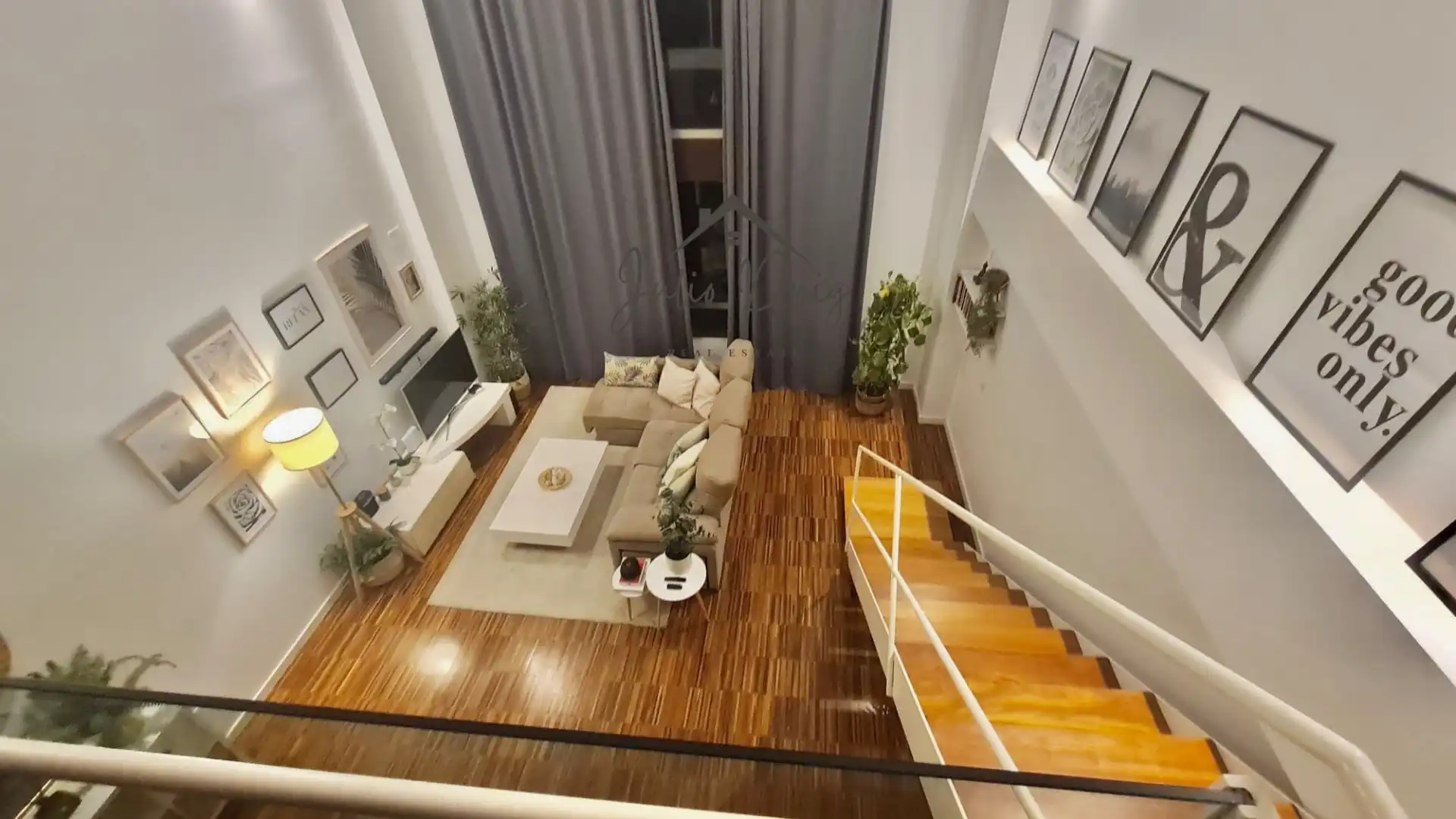 Sala de estar de Loft en venta en Gelves con Aire acondicionado, Calefacción y Trastero