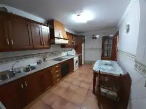 Kitchen of Flat for sale in Almodóvar del Campo  with Air Conditioner, Heating and Parquet flooring