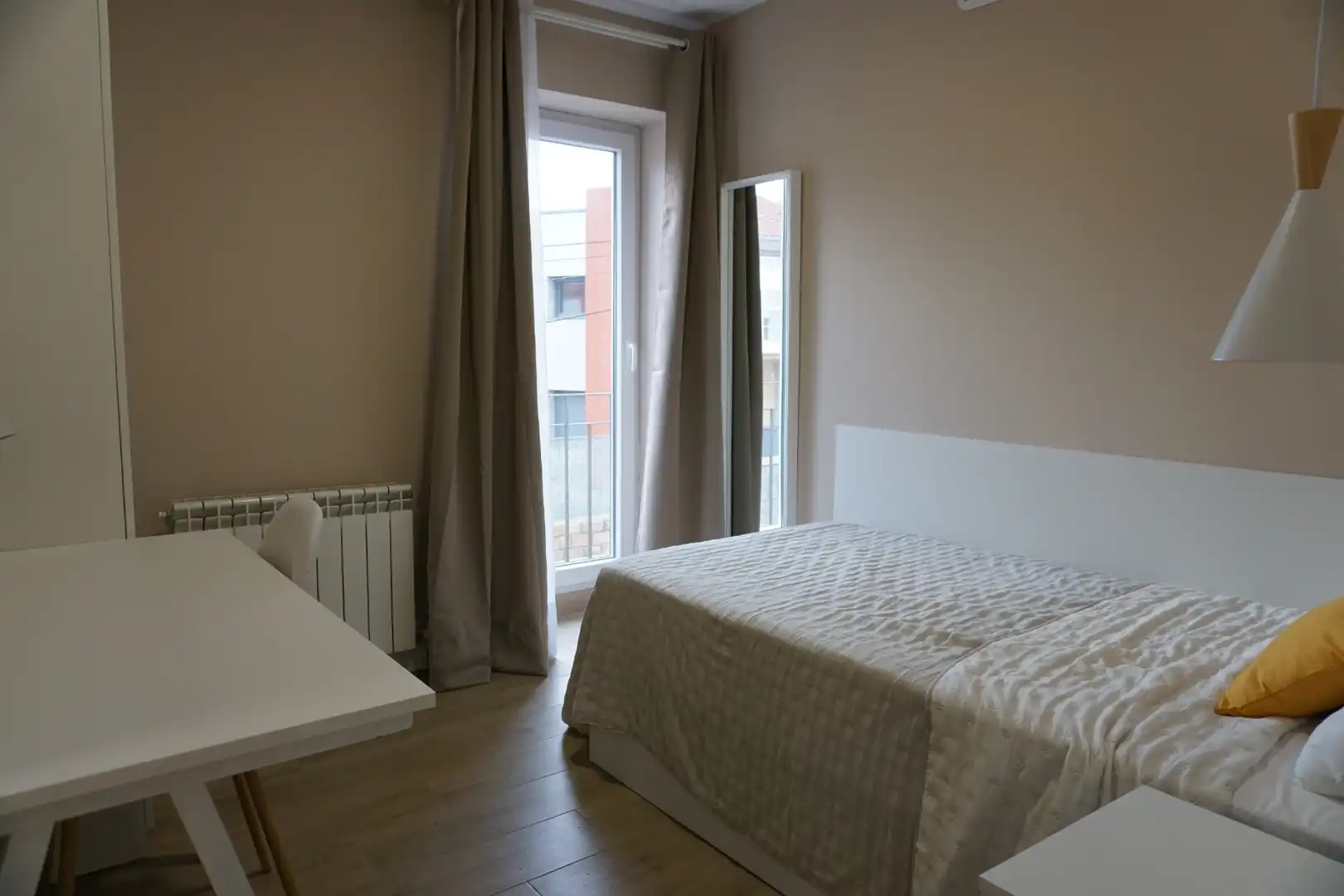 Dormitori de Casa o xalet per a compartir en Ávila amb Calefacció, Moblat i Rentadora