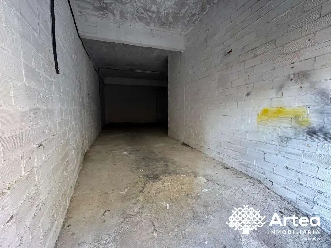 Commercial properties for sale in Lezama