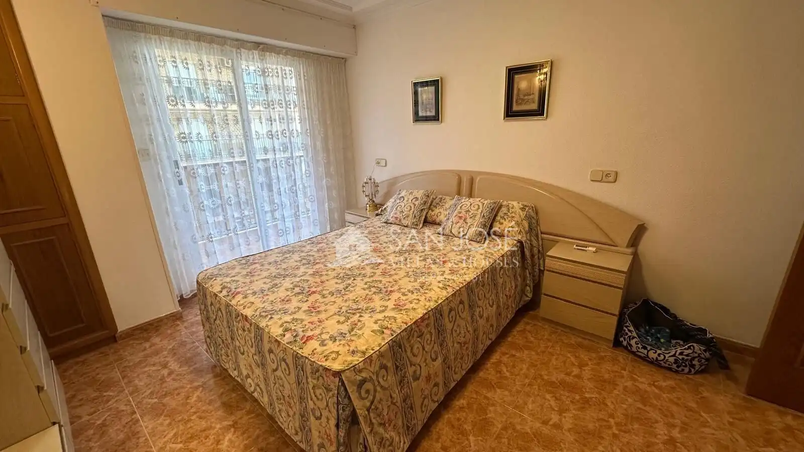 Habitación de Piso en venta en Elche / Elx con Calefacción, Terraza y Balcón