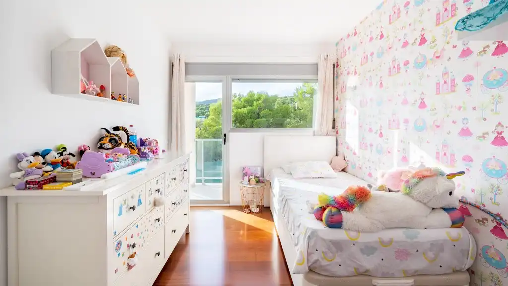 Bedroom of Apartments for sale in Calvià  with Air Conditioner, Terrace and Storage room