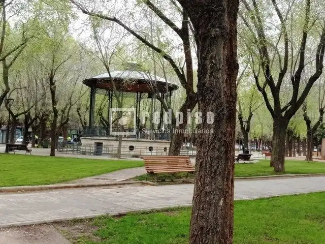 Individual en venta en Zona Centro - Ayuntamiento, imagen 2