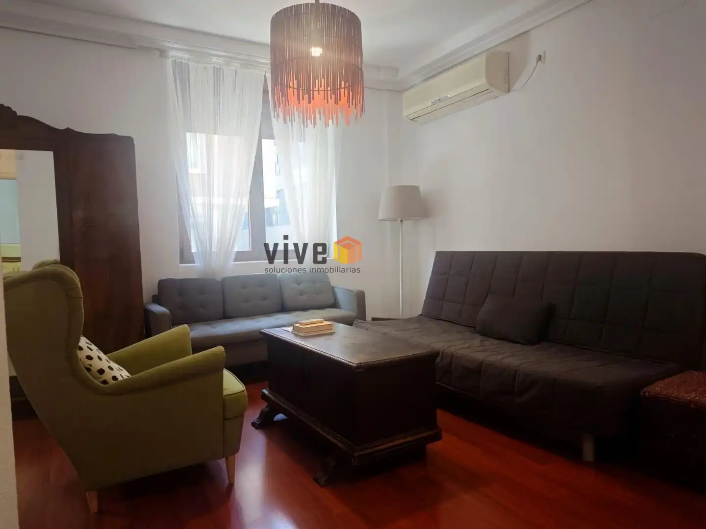 Sala de estar de Piso de alquiler en Sevilla con Aire acondicionado y Amueblado