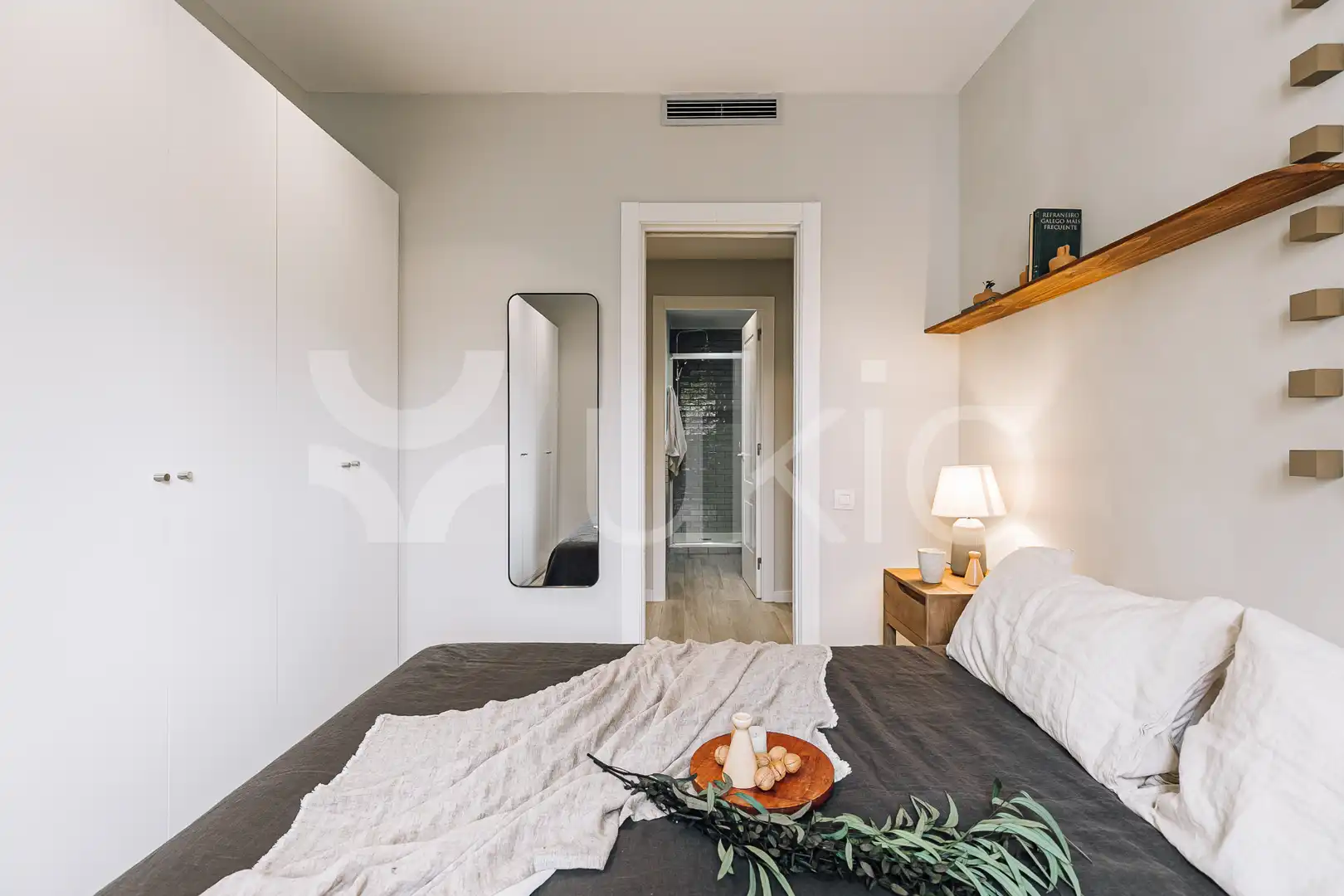 Habitación de Apartamento de alquiler en Barcelona con Aire acondicionado, Calefacción y Amueblado