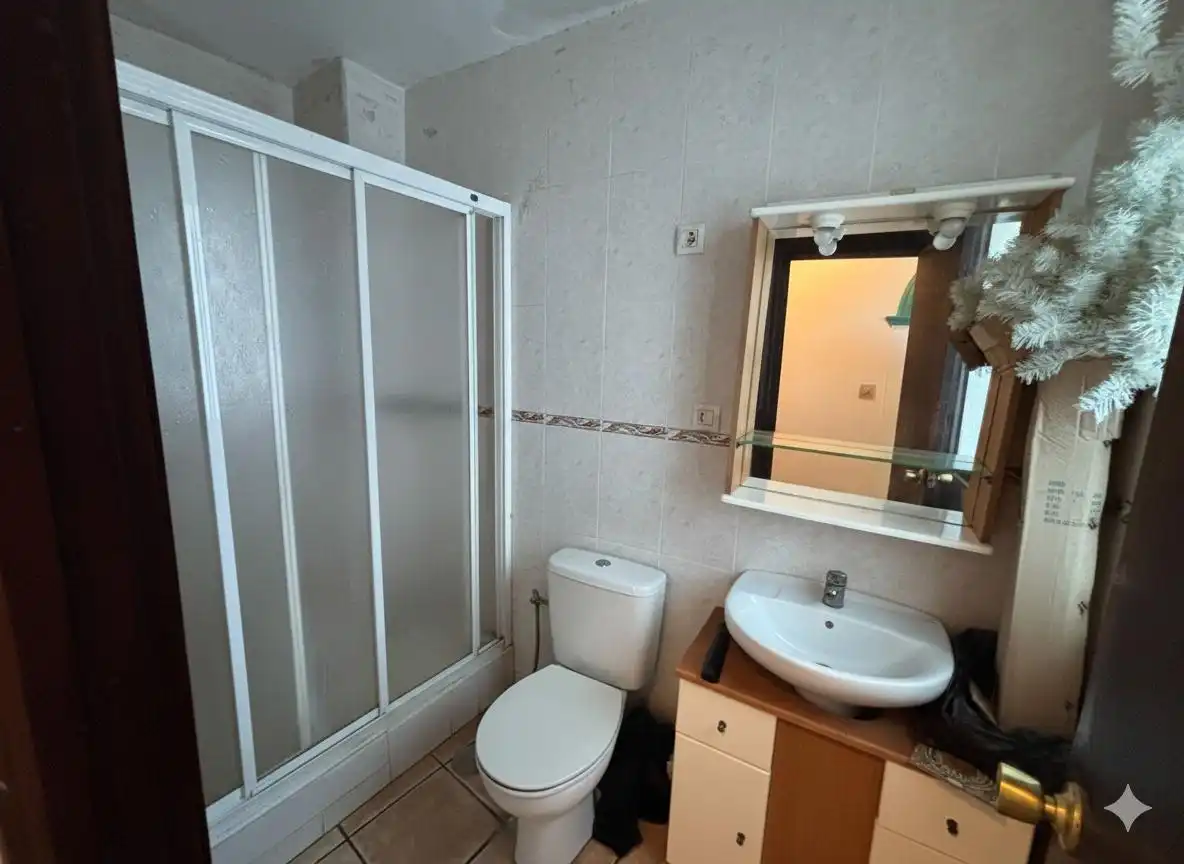Bathroom of Flat for sale in La Línea de la Concepción