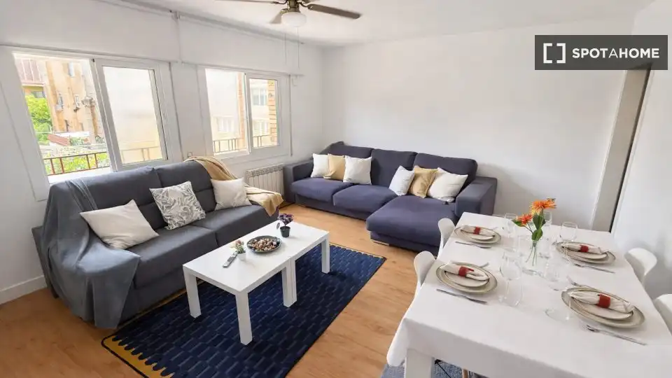 Sala d'estar de Apartament per a compartir en Barcelona amb Aire condicionat, Calefacció i Terrassa