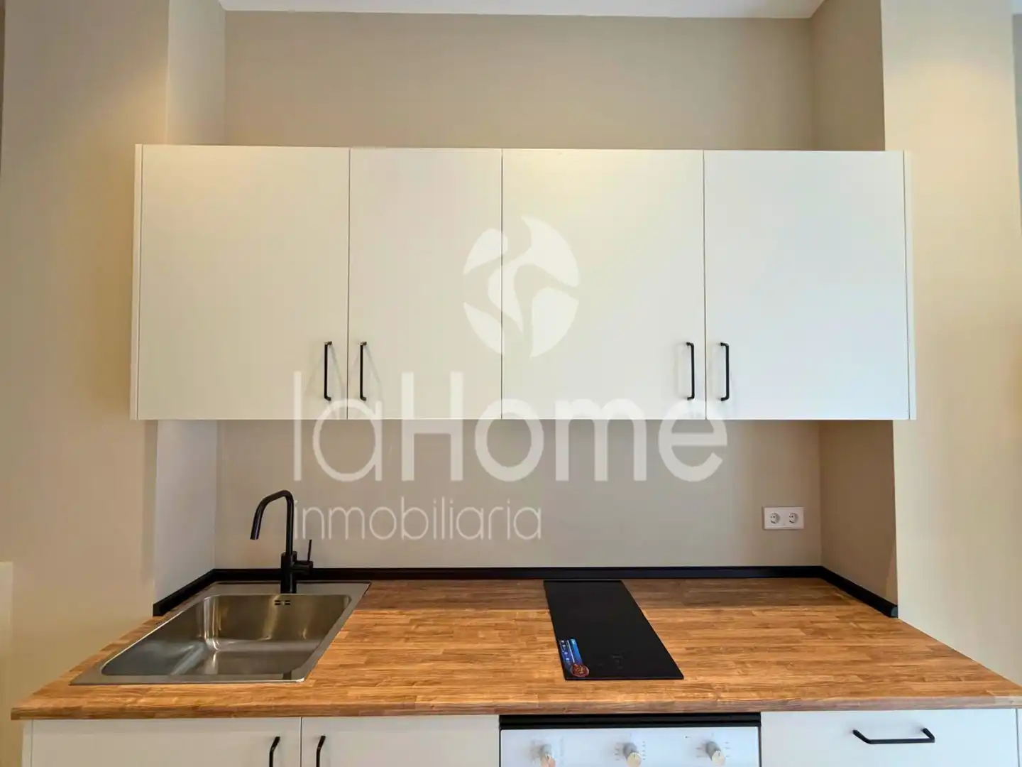 Kitchen of Lofts for sale in Paterna  with Oven