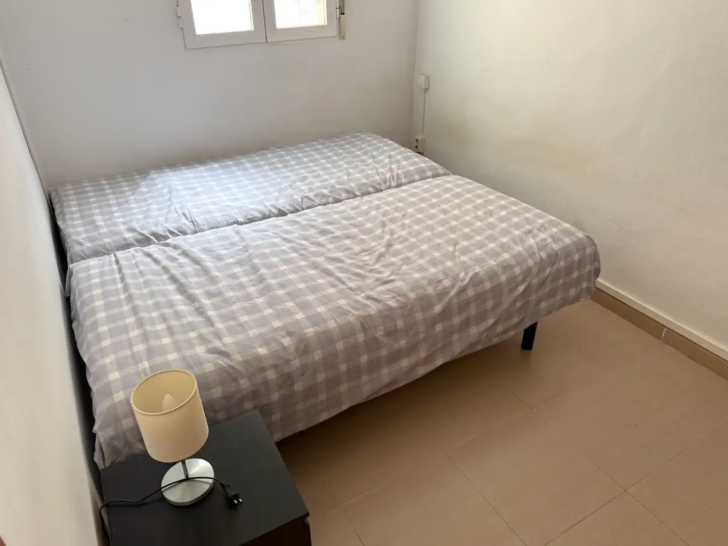 Bedroom of Flat for sale in Valencia  with Air Conditioner and Storage room