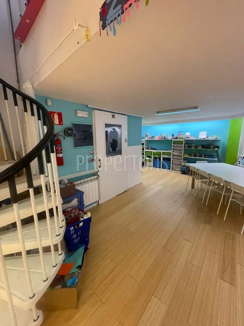 Business premises for sale in N/A, imagen 2