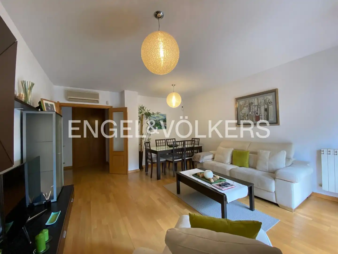 Wohnzimmer von Wohnung zur Miete in Pozuelo de Alarcón mit Klimaanlage, Heizung und Privatgarten