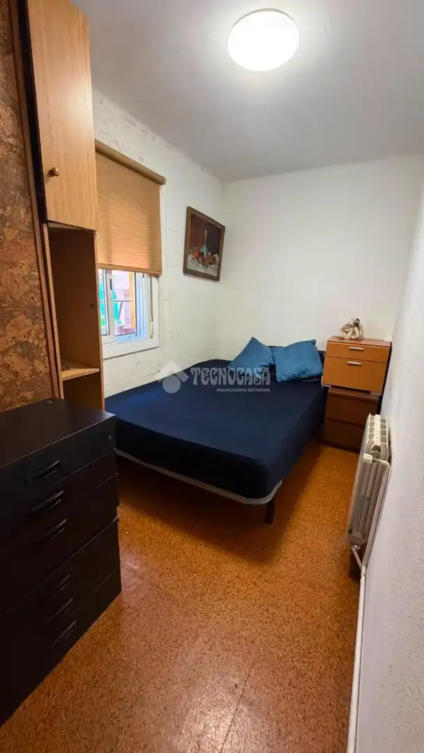 Habitación de Piso en venta en Barcelona con Calefacción y Balcón
