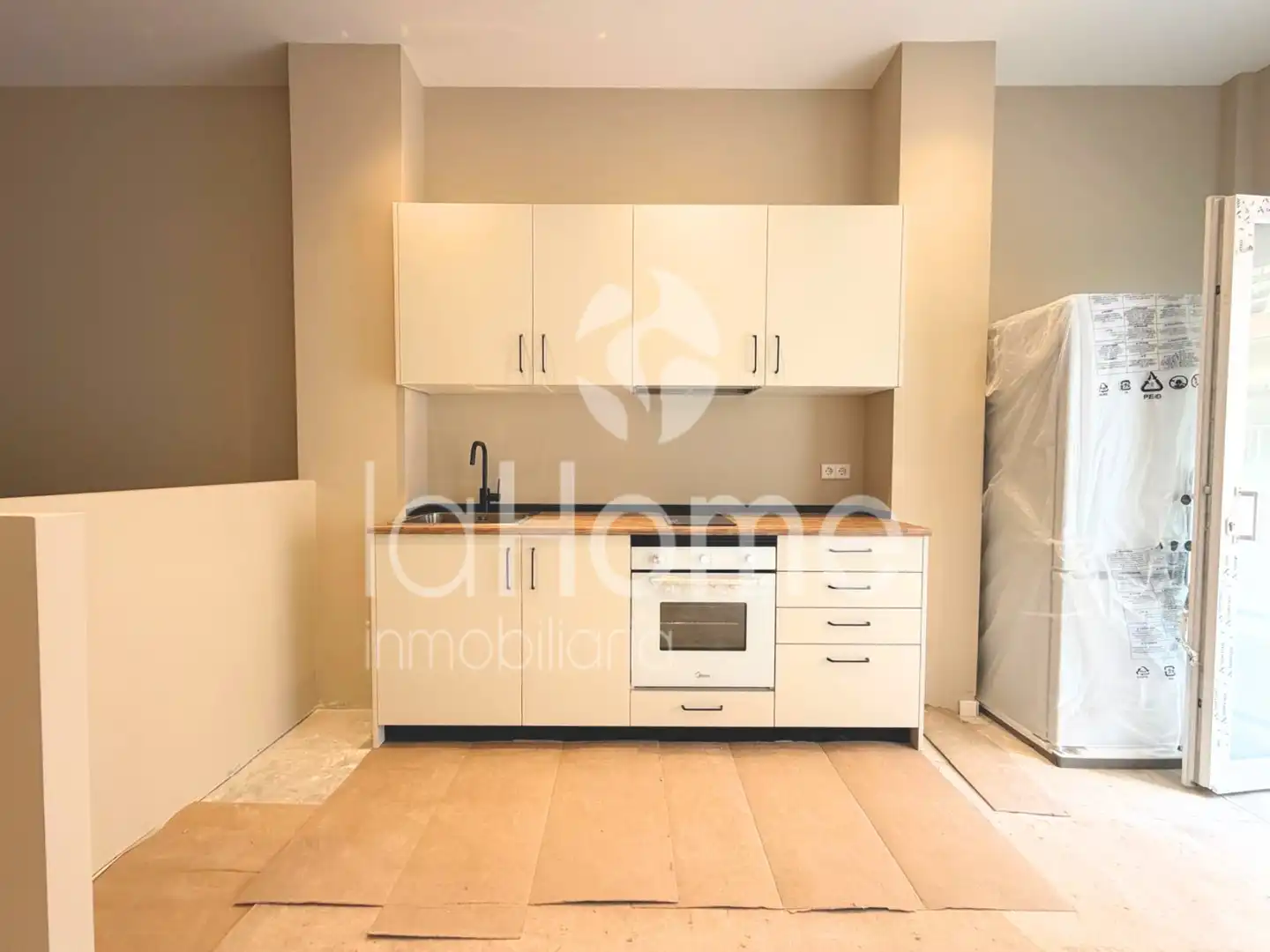Kitchen of Lofts for sale in Paterna  with Oven