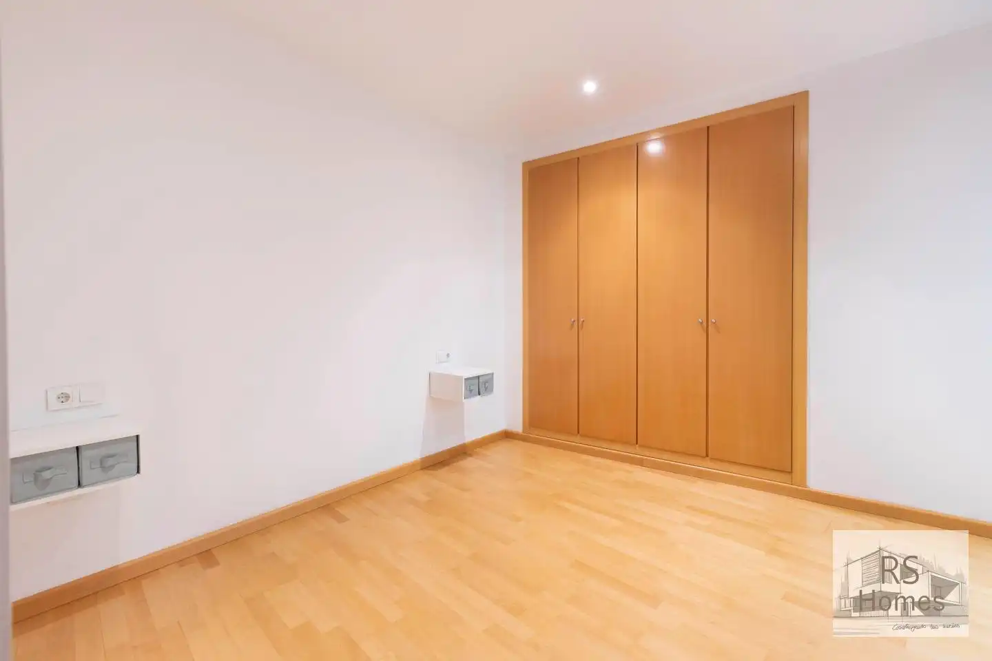 Habitación de Piso en venta en Benaguasil con Aire acondicionado, Terraza y Balcón
