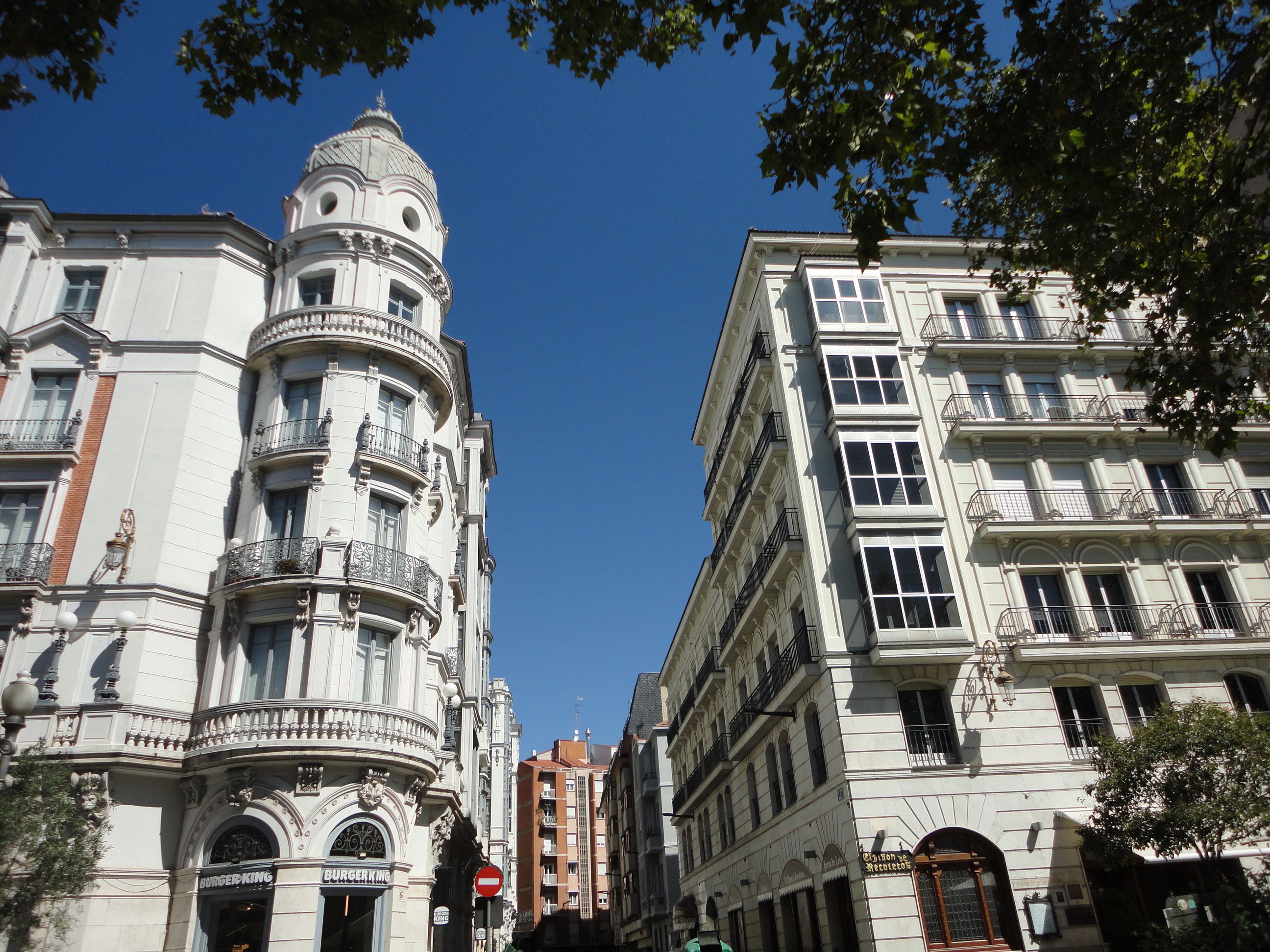 Exterior view of Flat for sale in Valladolid Capital  with Air Conditioner, Heating and Parquet flooring