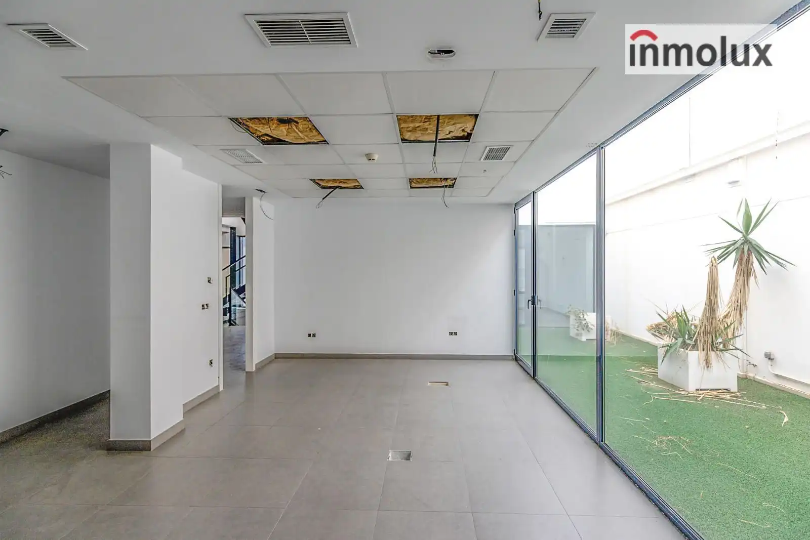 Nave industrial de alquiler en Alicante / Alacant