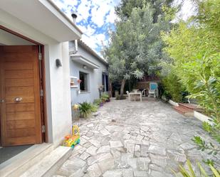 Single-family semi-detached to rent in El Terreno