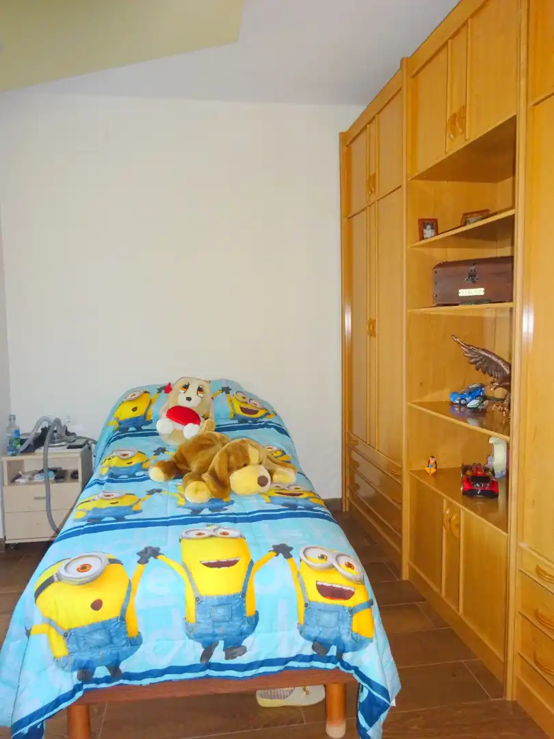 Dormitori de Casa o xalet en venda en Alhaurín de la Torre amb Aire condicionat, Jardí privat i Piscina