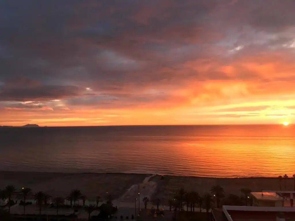 Außenansicht von Wohnungen zum Verkauf in Alicante / Alacant mit Terrasse und Balkon