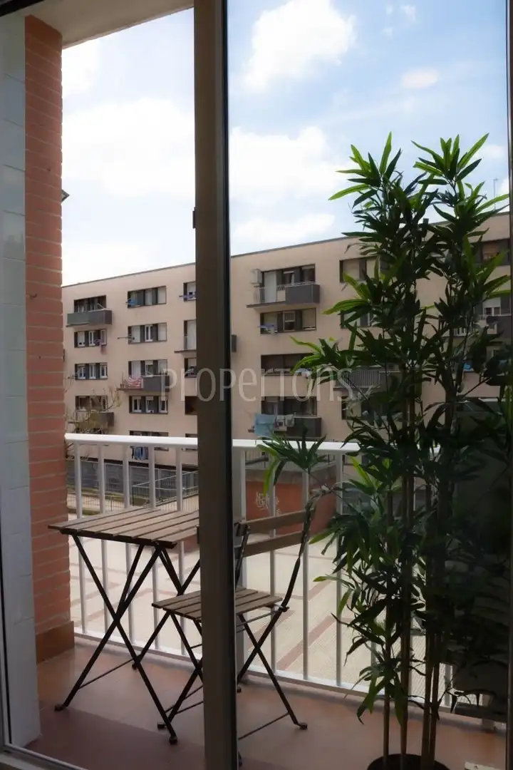 Balcony of Flat for rent in Bilbao   with Furnished and Balcony