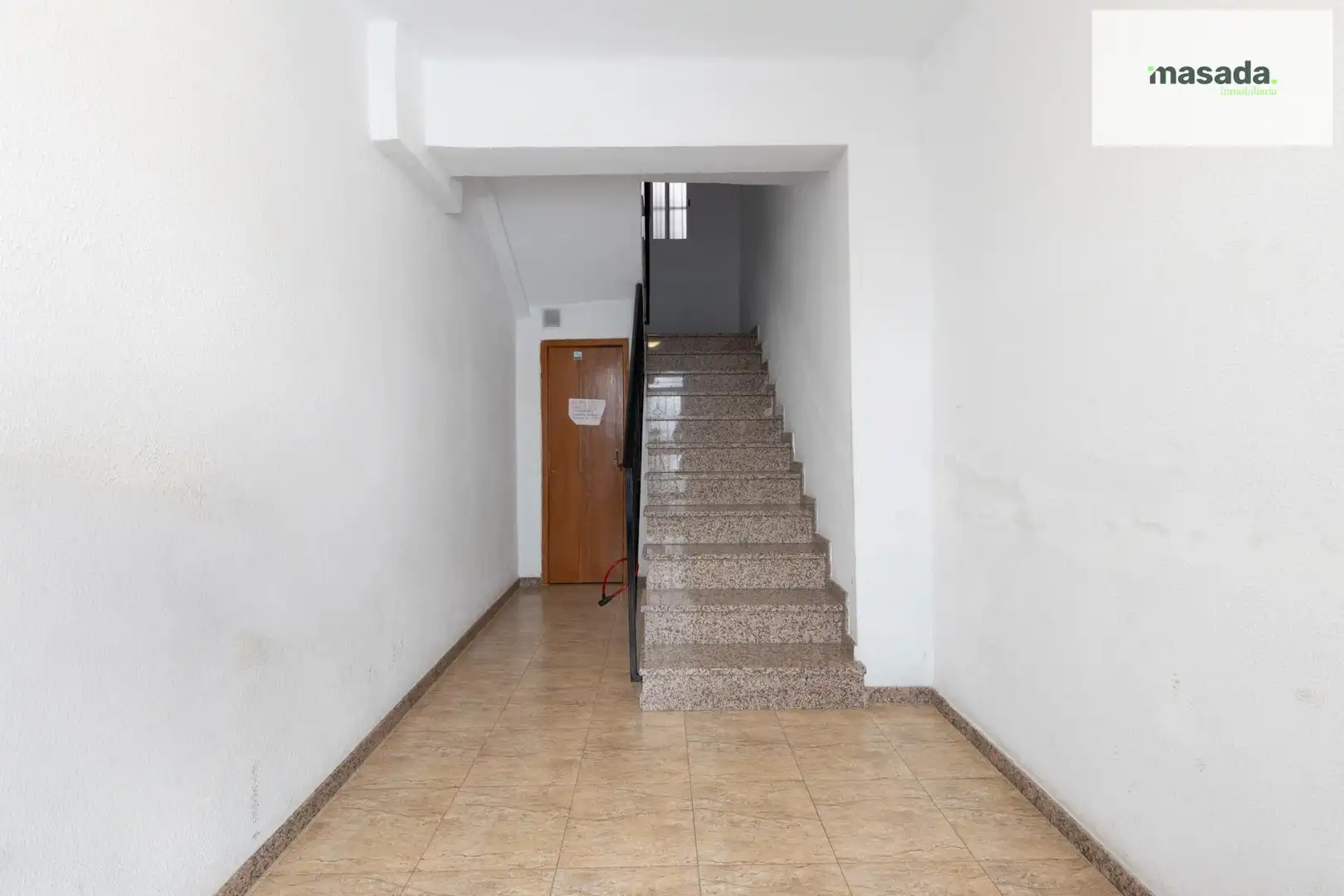 Piso en venta en Granada con Terraza y Amueblado