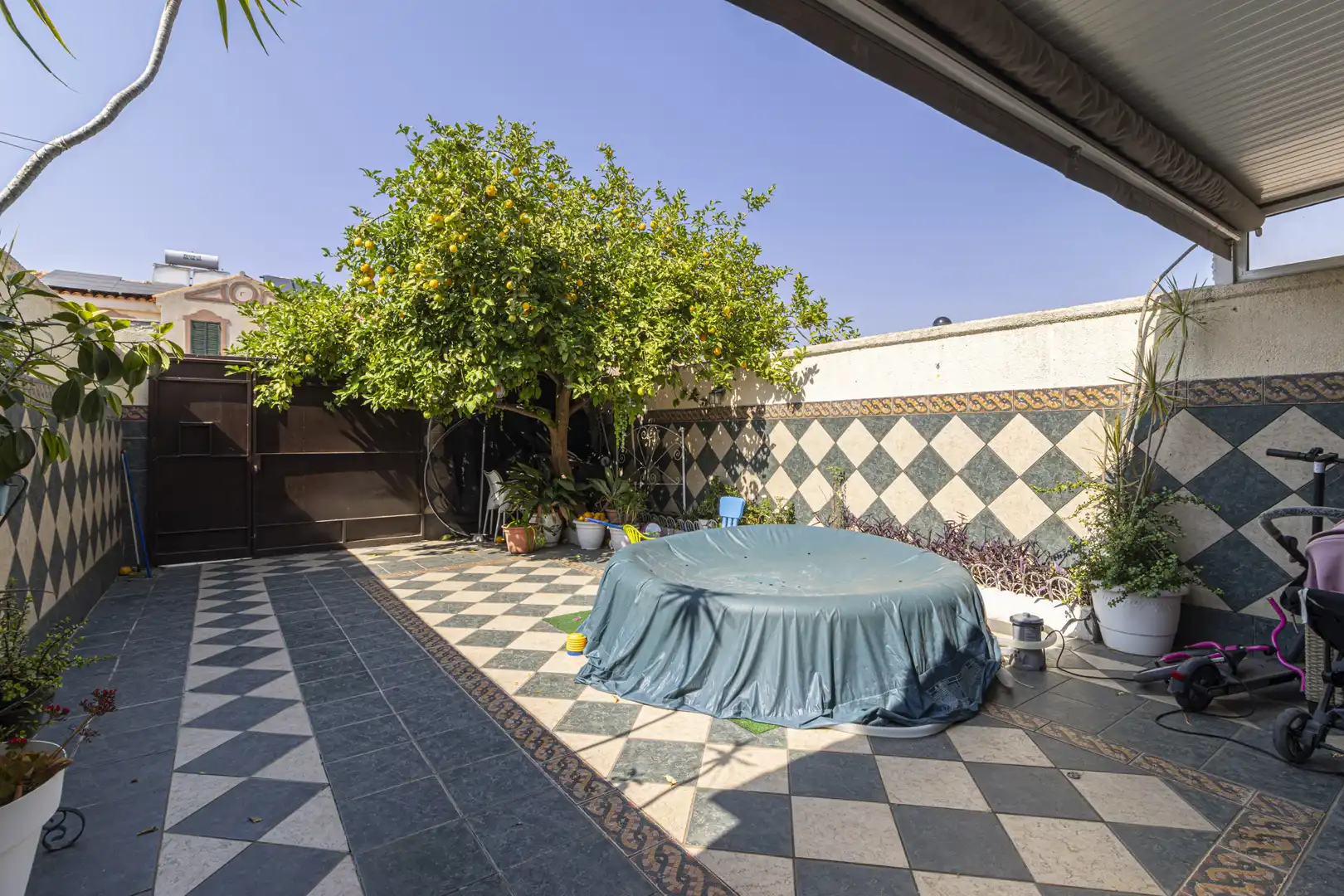 Terrassa de Casa o xalet en venda en El Retiro - Parque Atlántico - Ronda este