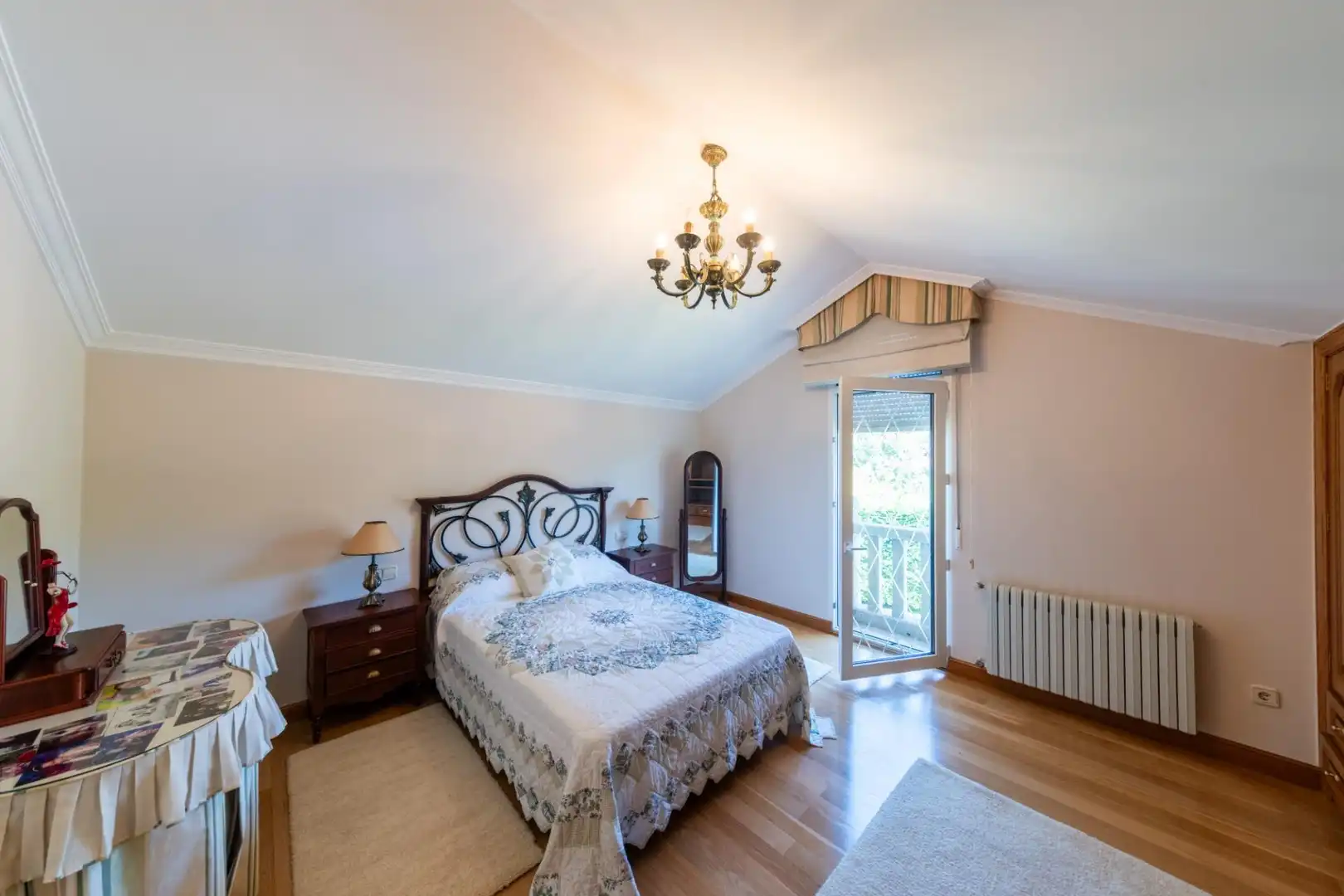 Habitación de Casa o chalet en venta en A Illa de Arousa  con Calefacción, Jardín privado y Terraza