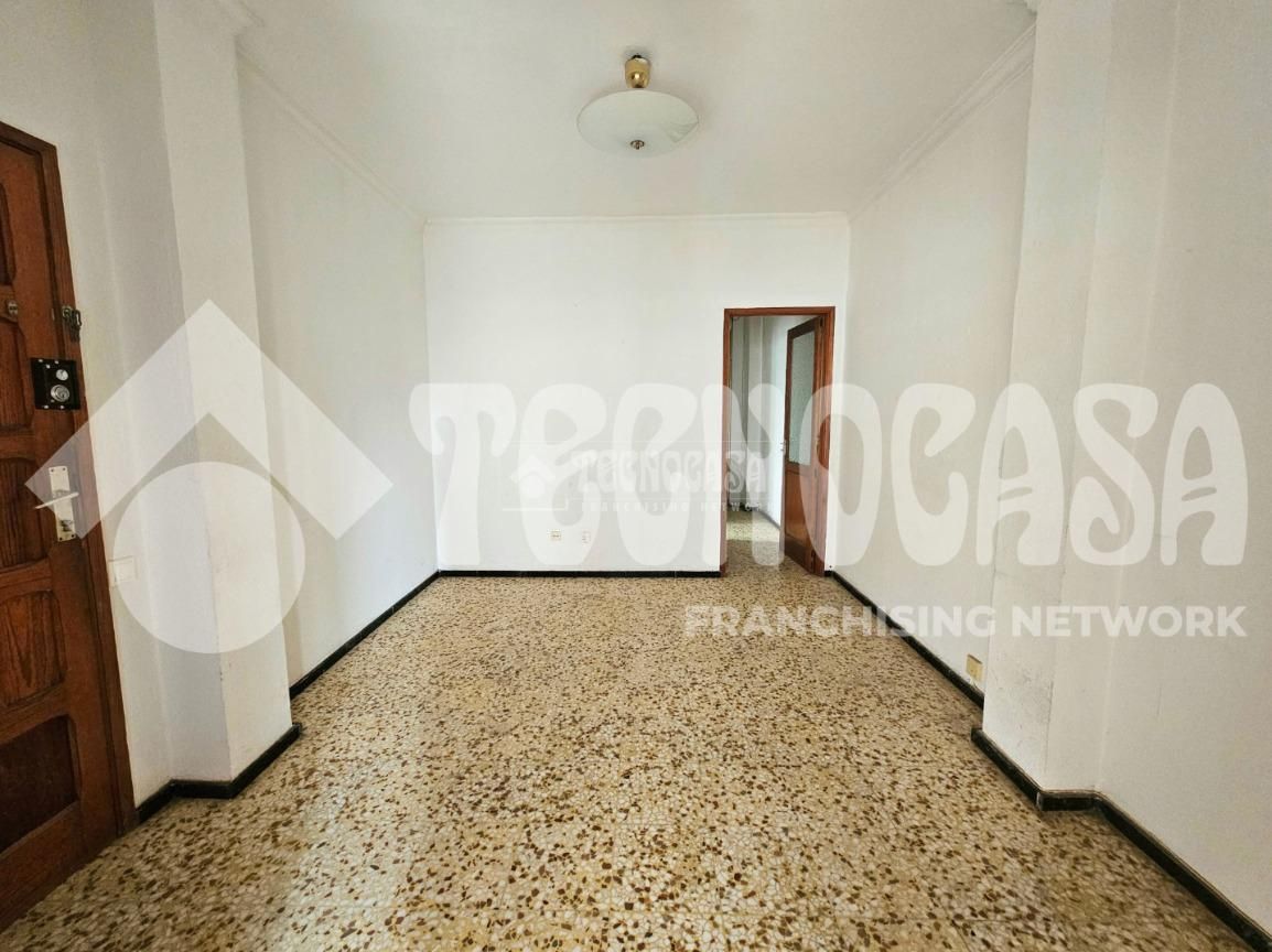 Vista exterior de Pis en venda en Las Palmas de Gran Canaria amb Traster i Balcó