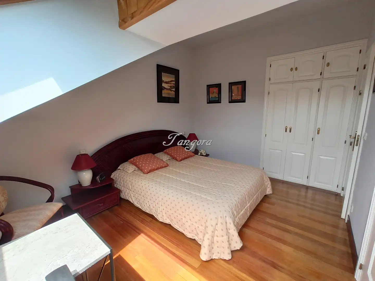 Habitación de Casa o chalet en venta en Getxo  con Calefacción, Jardín privado y Parquet