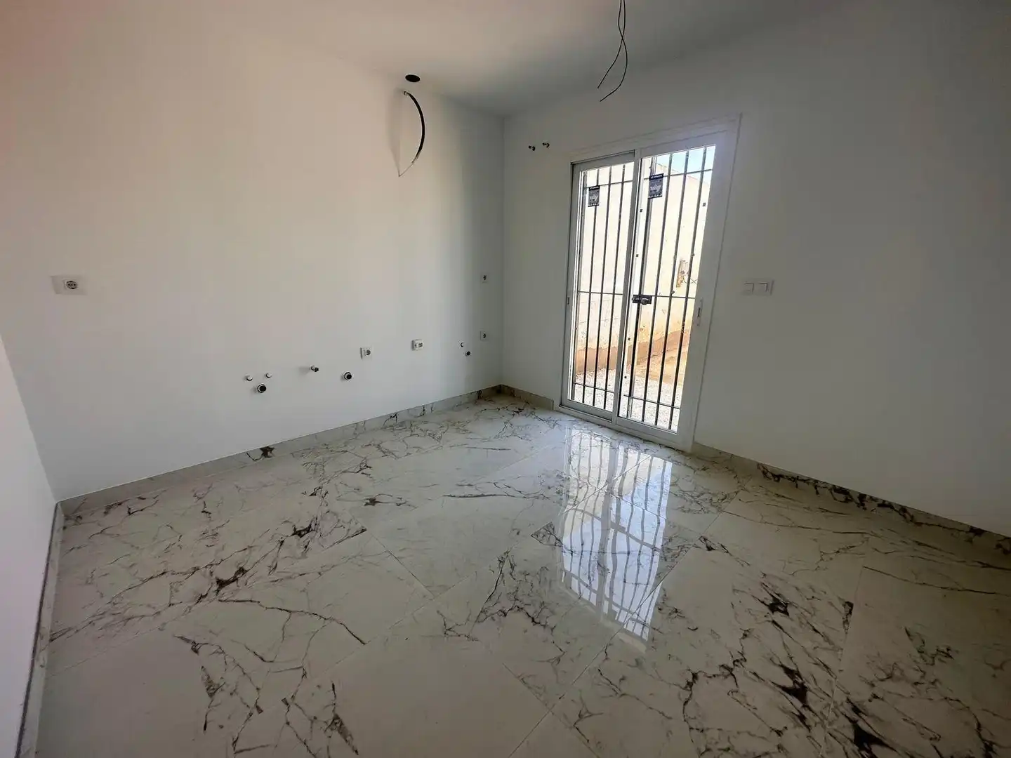 Casa adosada en venta en Pilas