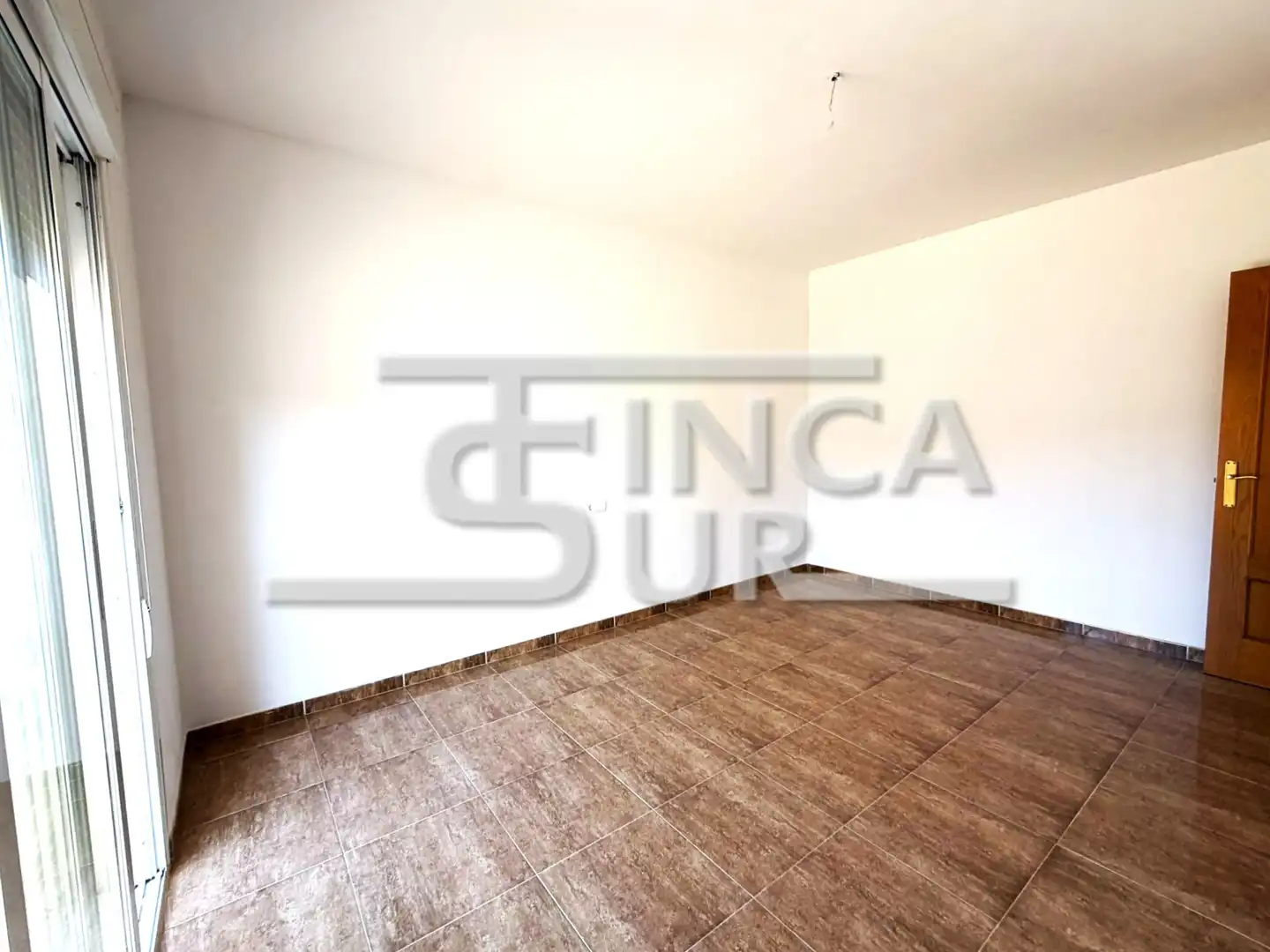 Piso en venta en Roquetas de Mar con Balcón