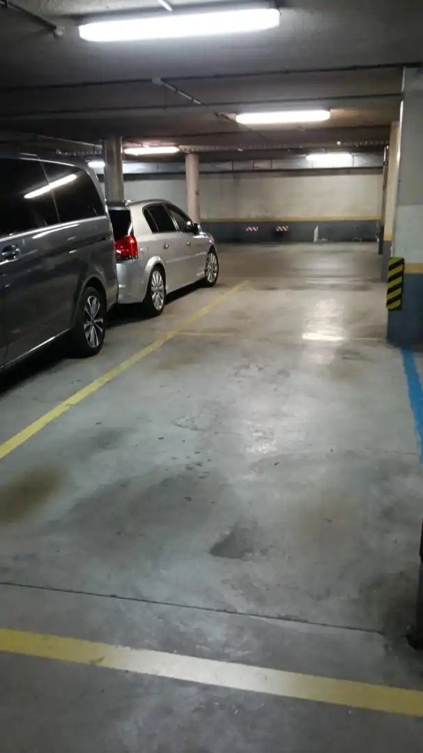 Aparcament de Garatge de lloguer en  Pamplona / Iruña amb Alarma