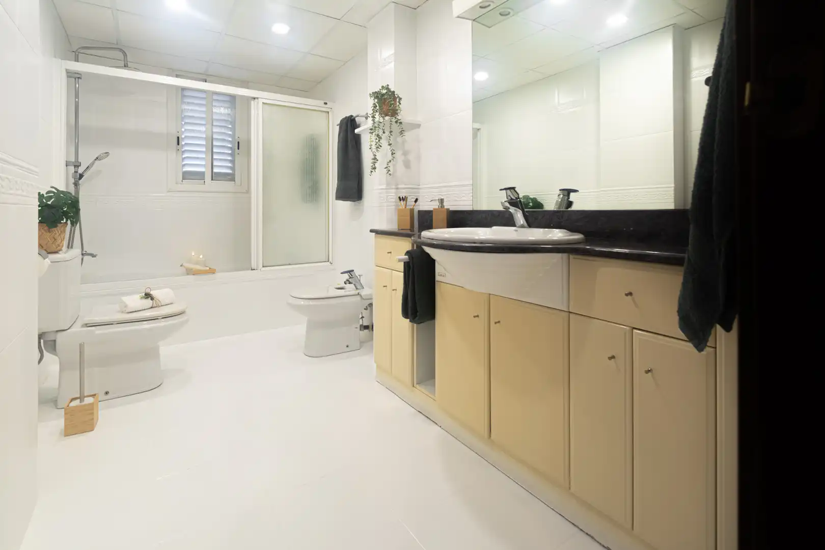 Badezimmer von Maisonette zum Verkauf in Rubí mit Klimaanlage, Heizung und Möbliert