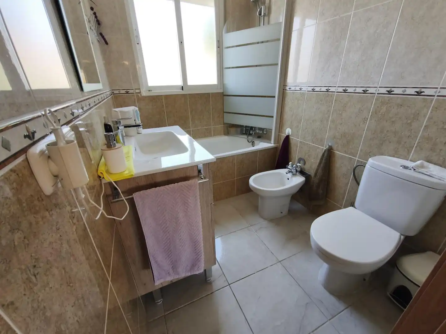 Bathroom of Detached homes for sale in La Nucia  with Air Conditioner, Parquet flooring and Terrace