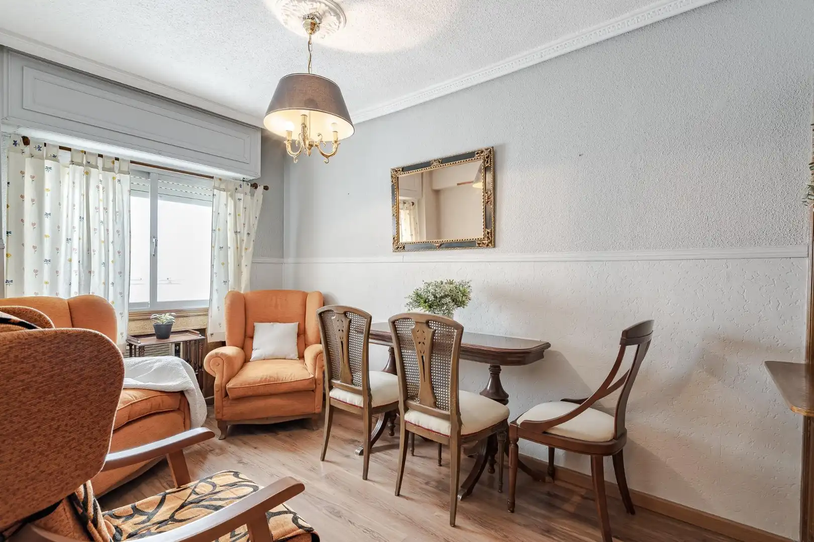 Dining room of Flat for sale in Alcalá de Henares  with Heating, Terrace and Furnished