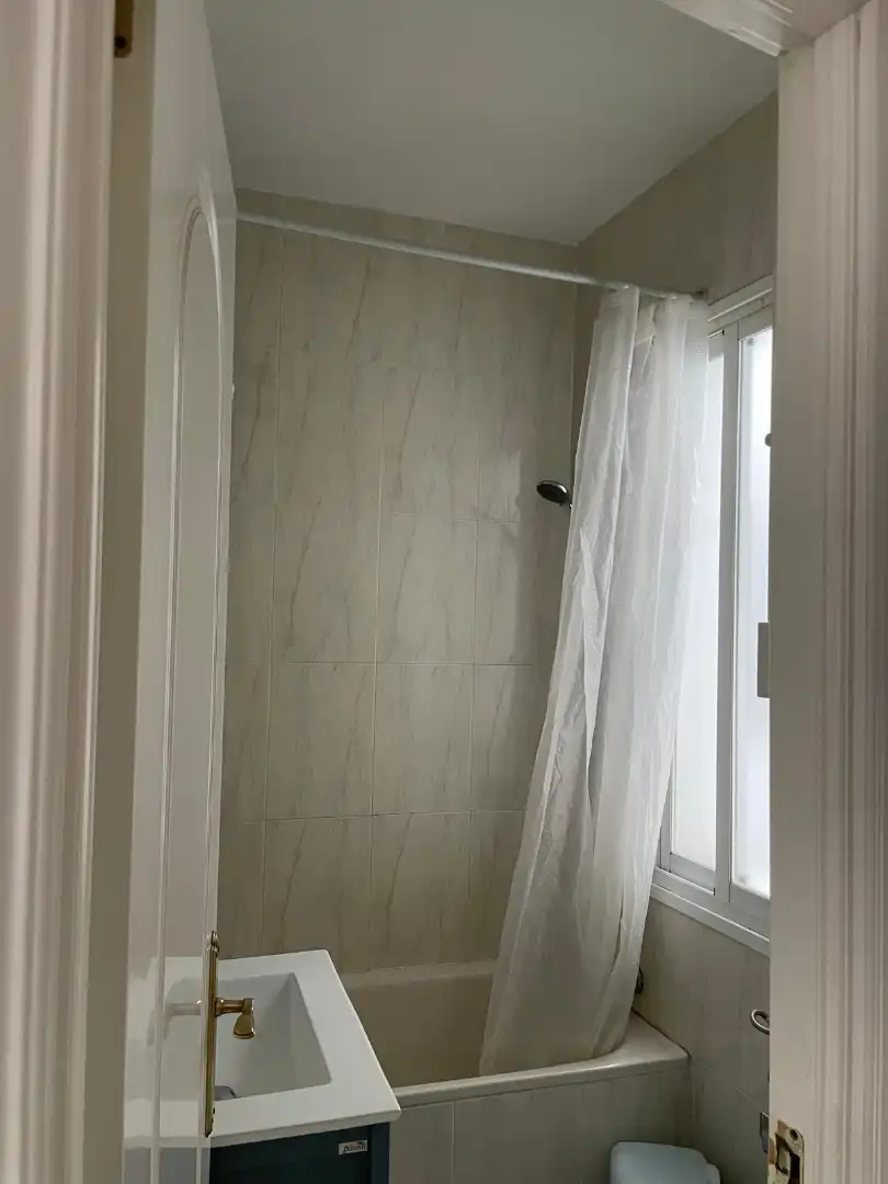 Flat with terrace for sale in Ciudad Lineal, imagen 10