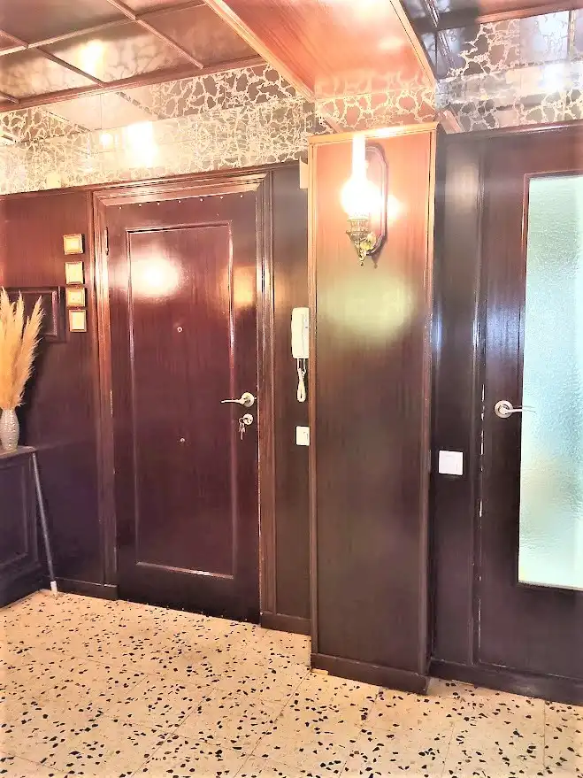 Flat for sale in Instituts - Universitat