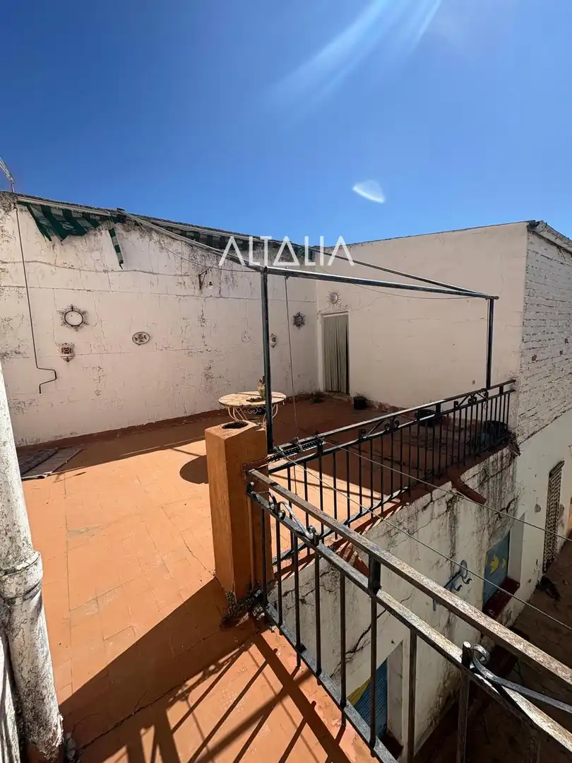 Exterior view of Houses for sale in Belmonte  with Terrace, Storage room and Furnished