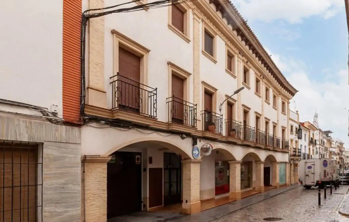 Vista exterior de Local en venta en Montilla