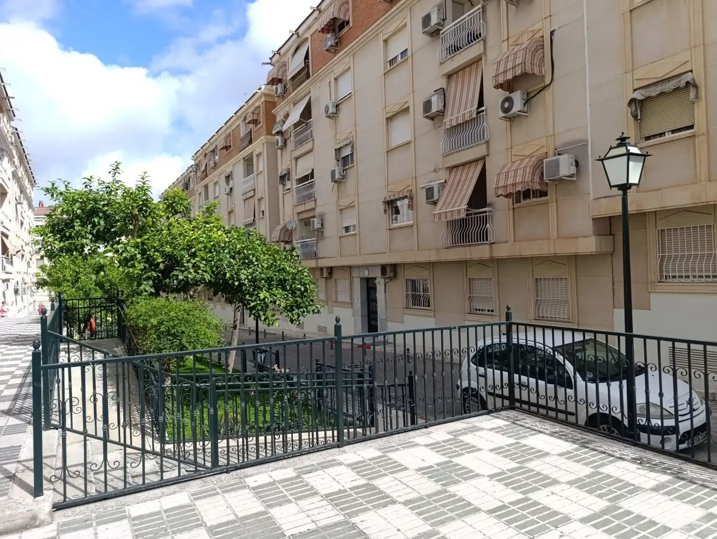 Vista exterior de Piso en venta en Linares con Aire acondicionado y Piscina comunitaria