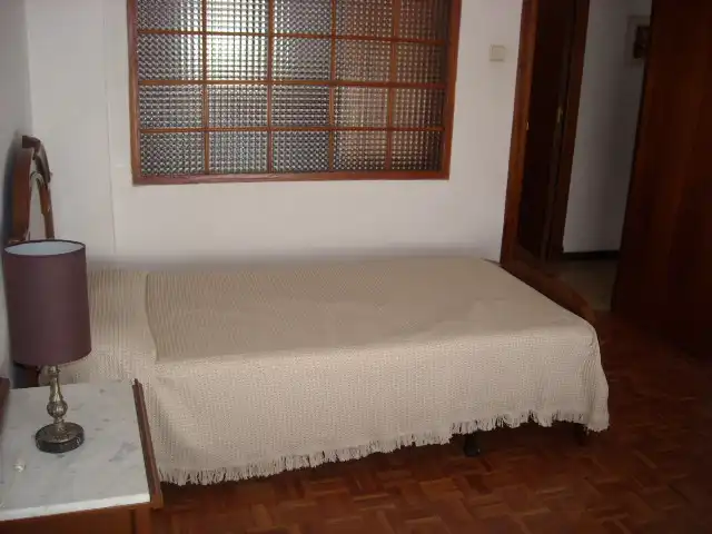 Bedroom of Flat for rent in Zaragoza  with Heating, Parquet flooring and Furnished