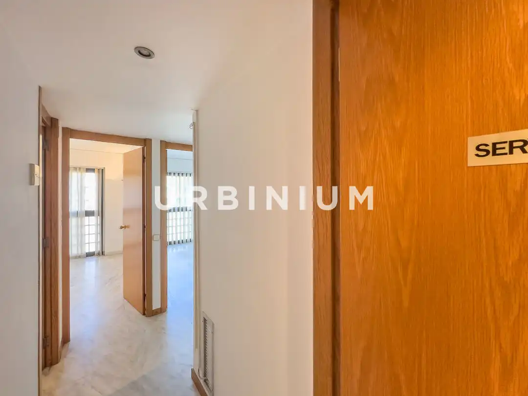 Schlafzimmer von Büro zur Miete in Centre - Barri Vell